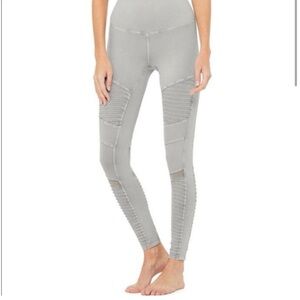 ALO Yoga Light Gray Ribbed Leggings